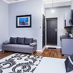 Tribeca Center *