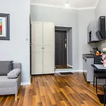 Tribeca Center 아파트